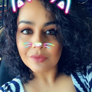 Meet your Posher, Brooke